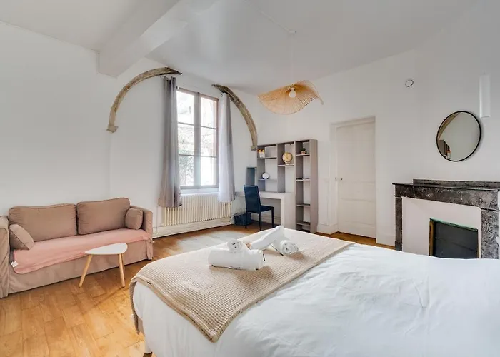 L'arche Des Carmes - Confort Et Calme Hyper-centre Apartamento *